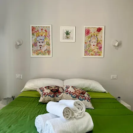 Alojamento de Acomodação e Pequeno-almoço Il Moro Di Ballarò - 4*